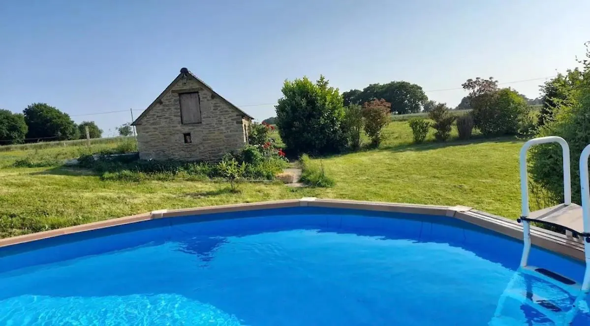 Charmante Maison De Campagne Yvignac-la-Tour